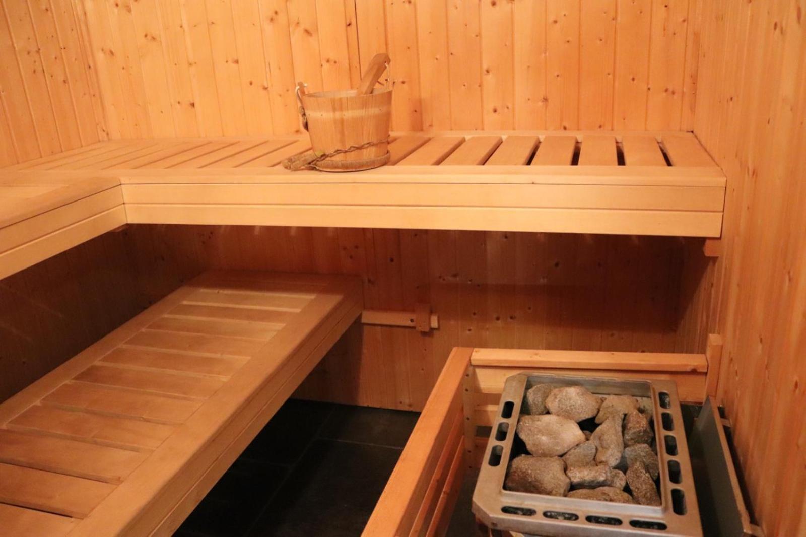 Apartmenthaus Hinterer Bad Goisern Ruang foto