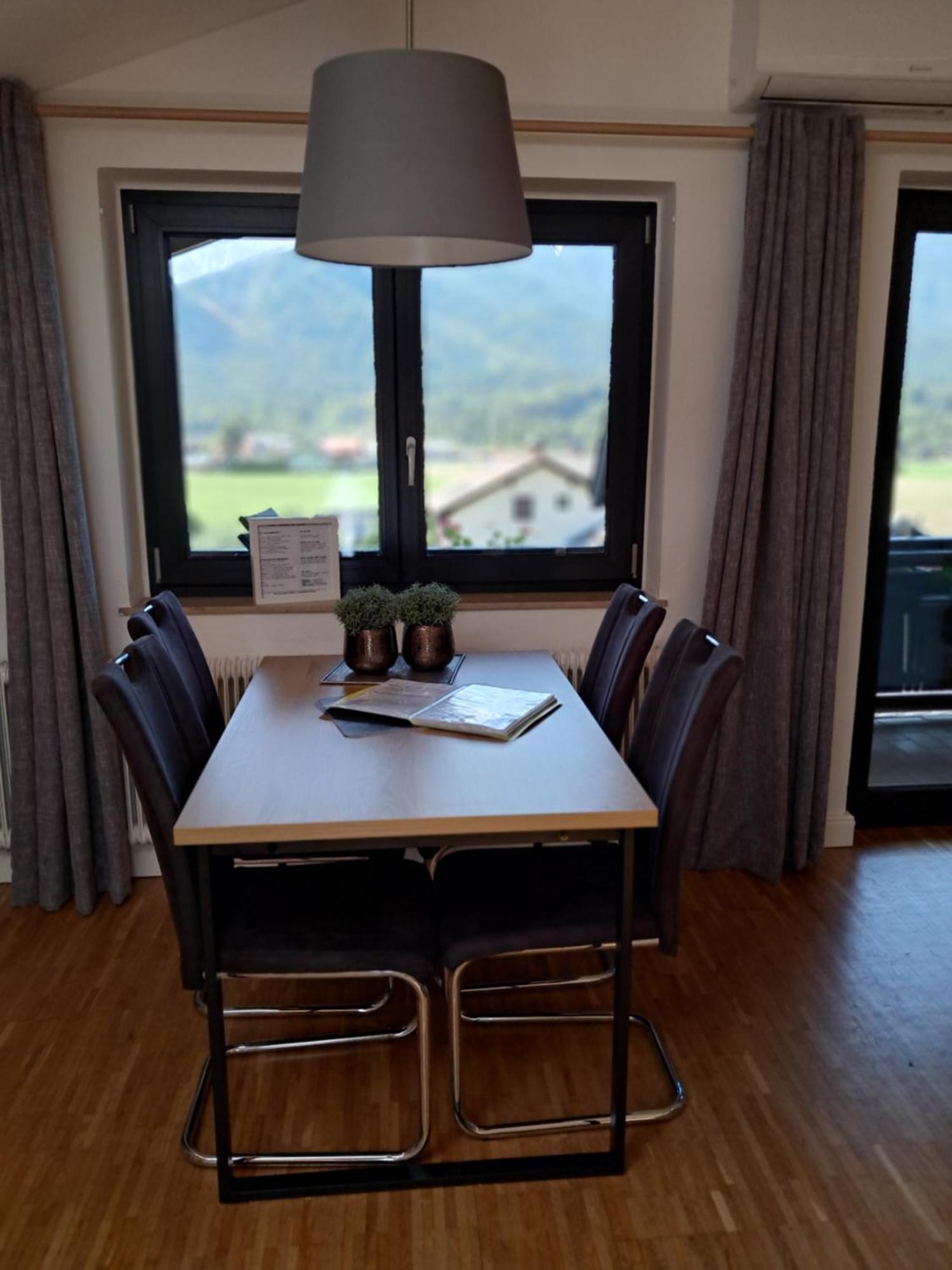 Apartmenthaus Hinterer Bad Goisern Ruang foto